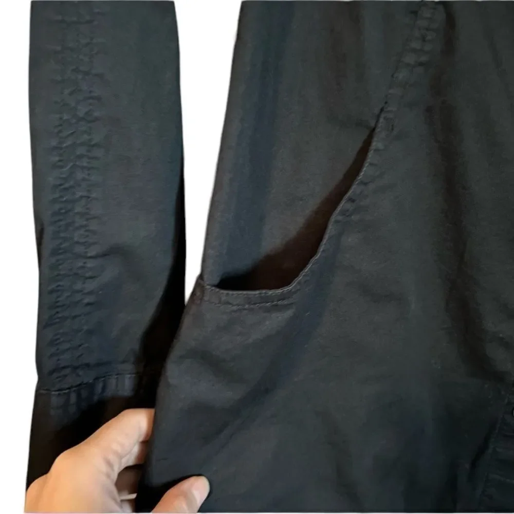 Guess black snap button long sleeve top. Size small‎ - Picture 12 of 13